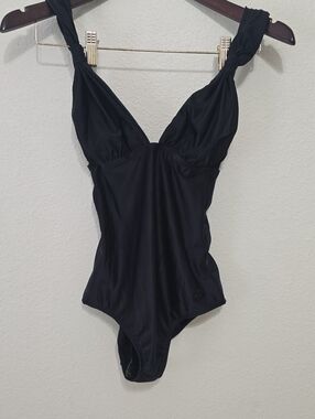 BLUEMAN Black One-Piece‎ Swimsuit with Twist Detail S